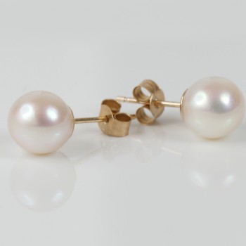 9ct Gold Cultured Pearl Stud Earrings
